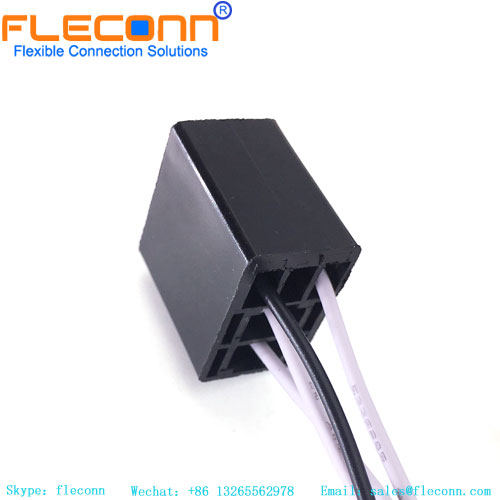 TE Automotive-Relaissockel 1-1904145-6 5-poliger Steckverbinder-Kabelbaum